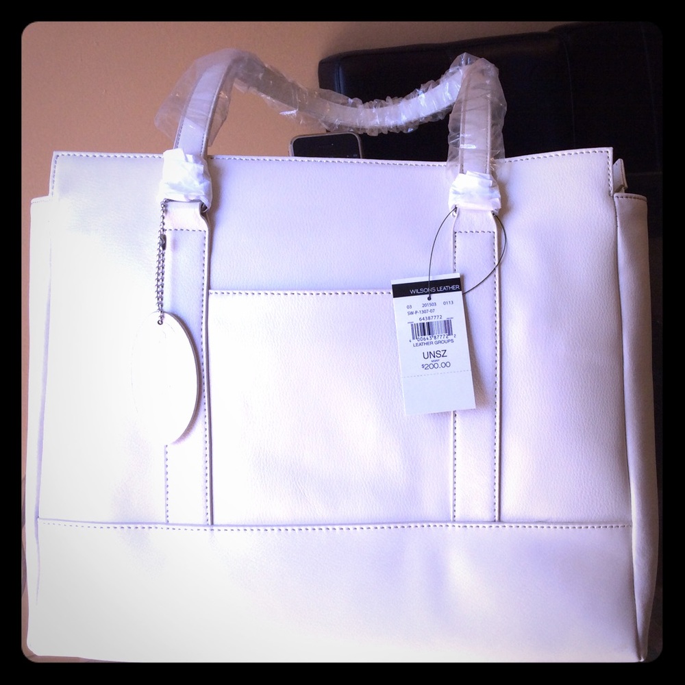NEW, NEVER WORN: Genuine Leather Carryall Tote with Top Zipper & outer pockets